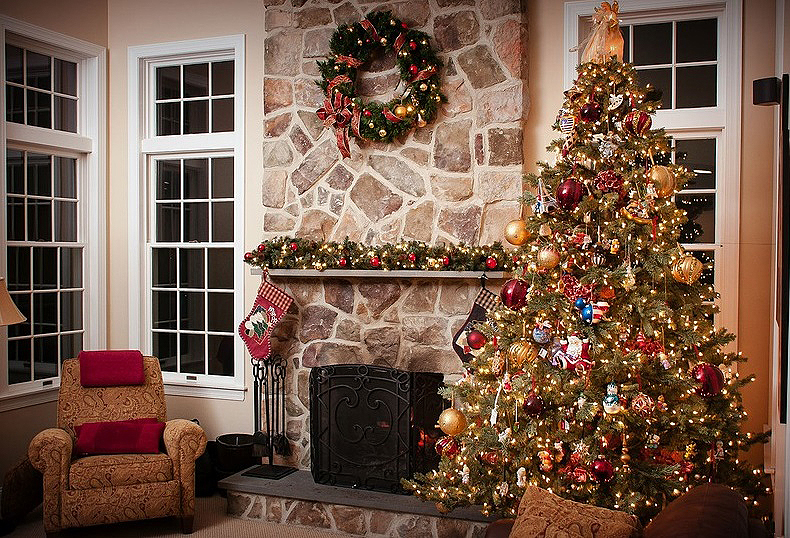 IMPA 111845 — Candle straight for xmas
