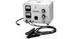 IMPA 792654 — Battery charger 200v 6.0amp, 50/60hz input 6a output 20a